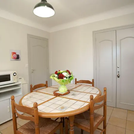 Hasparren, 3 Pieces, 3 Personnes - Fr-1-384-135 *